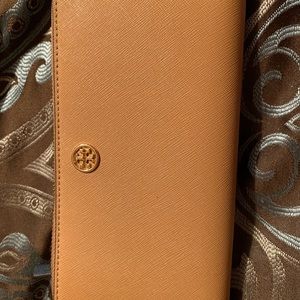 Authentic Tory Burch Wallet